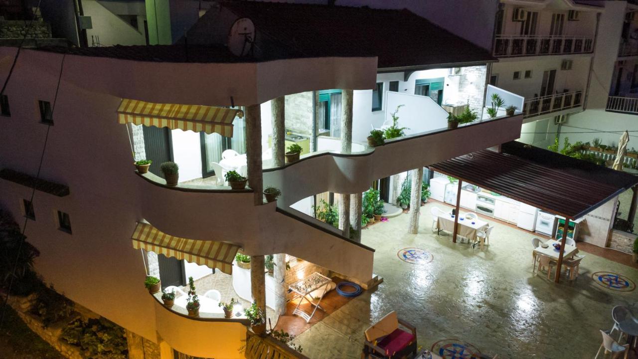 Apartments Ishmi In Center Of Ülgün Dış mekan fotoğraf