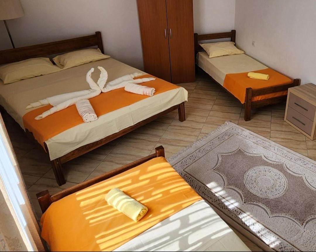 Apartments Ishmi In Center Of Ülgün Oda fotoğraf